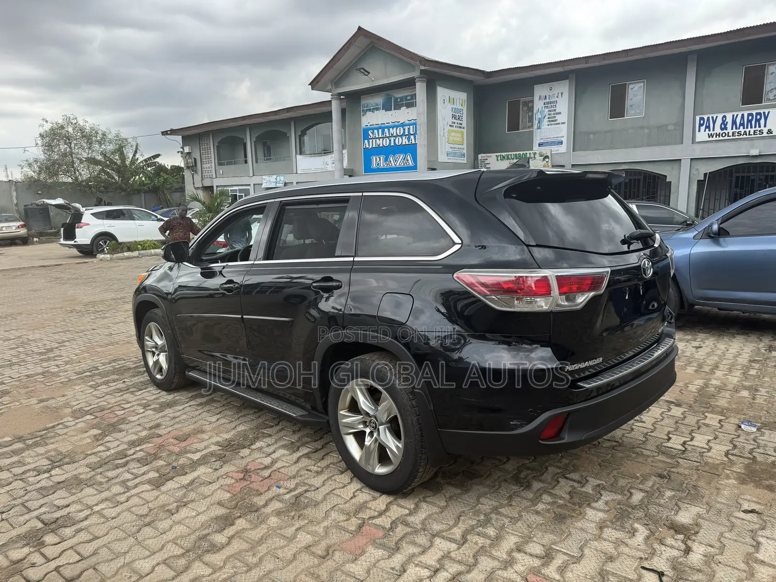Toyota Highlander Limited V6 4x2 (3.5L 6cyl 6A) 2016 Black