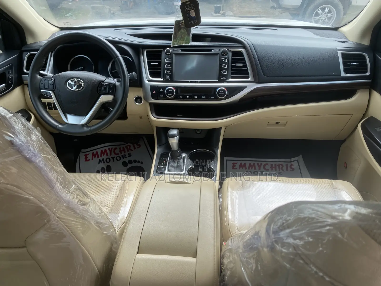 Toyota Highlander Limited V6 4x2 (3.5L 6cyl 6A) 2016 White