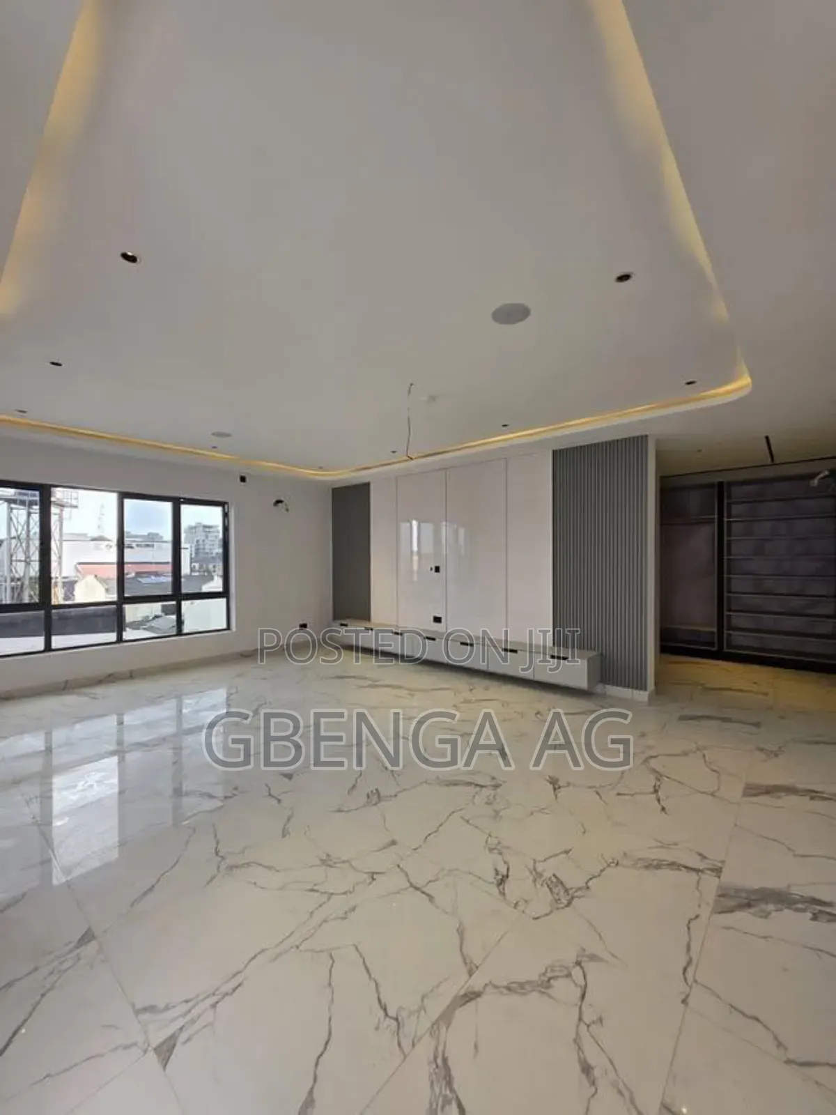 Furnished 5bdrm Duplex in Lekki for sale