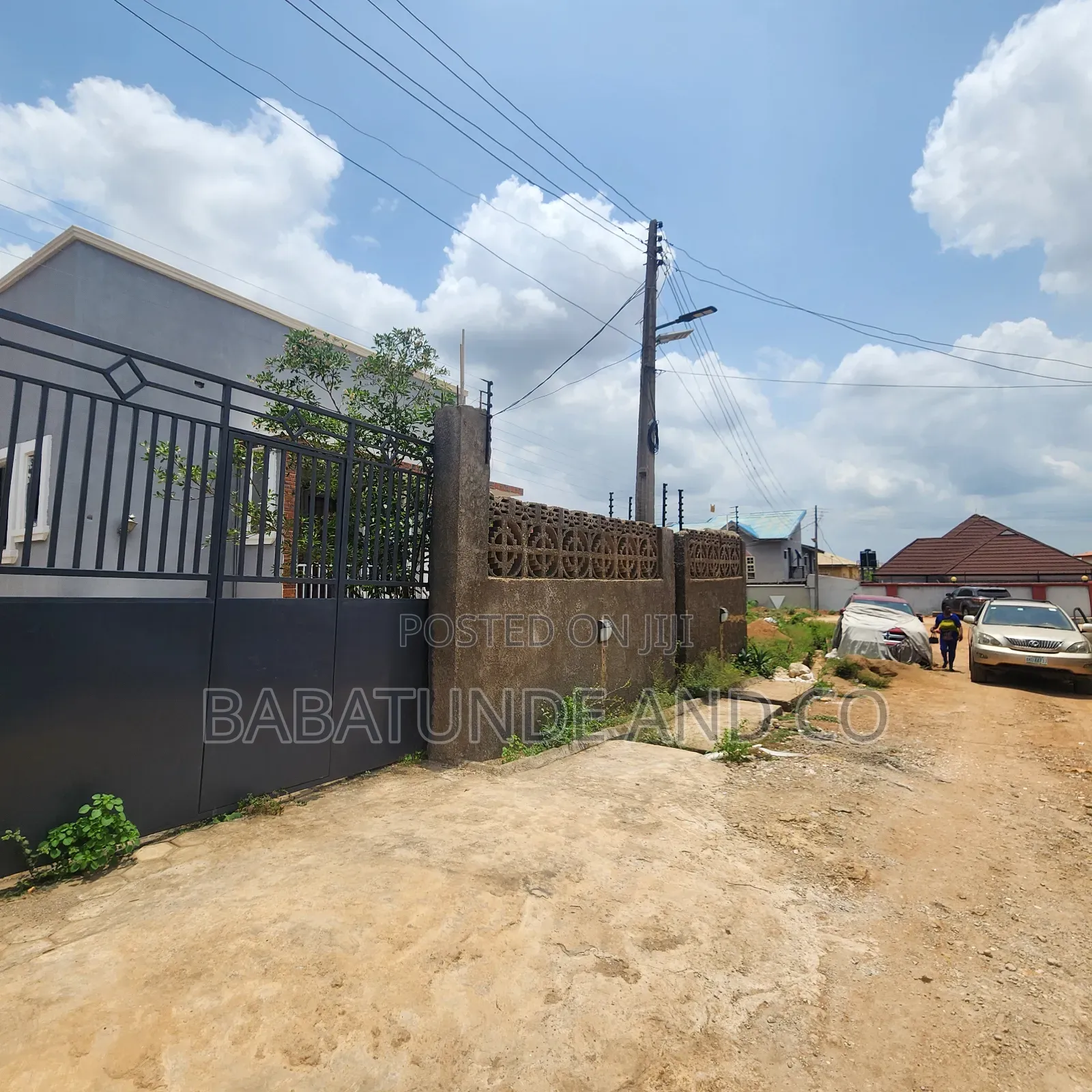4bdrm Block of Flats in Alegongo Estate, Akobo for sale