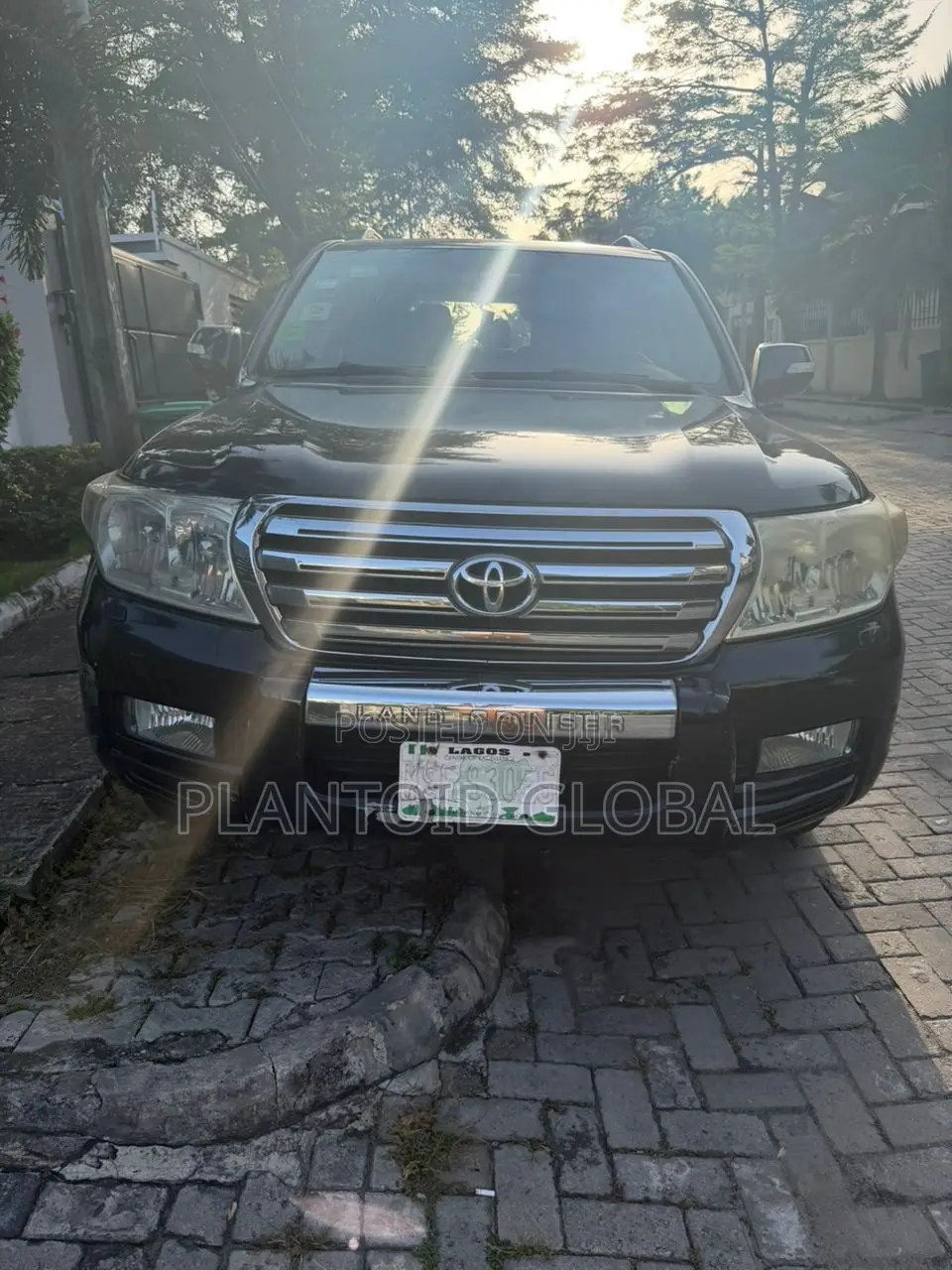 Toyota Land Cruiser 2010 Black