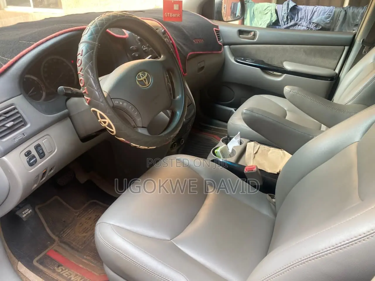 Toyota Sienna 2007 Gold