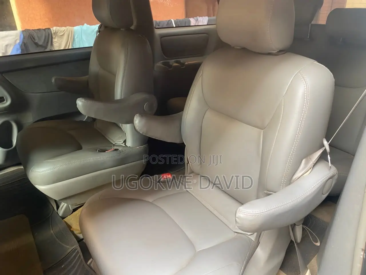 Toyota Sienna 2007 Gold