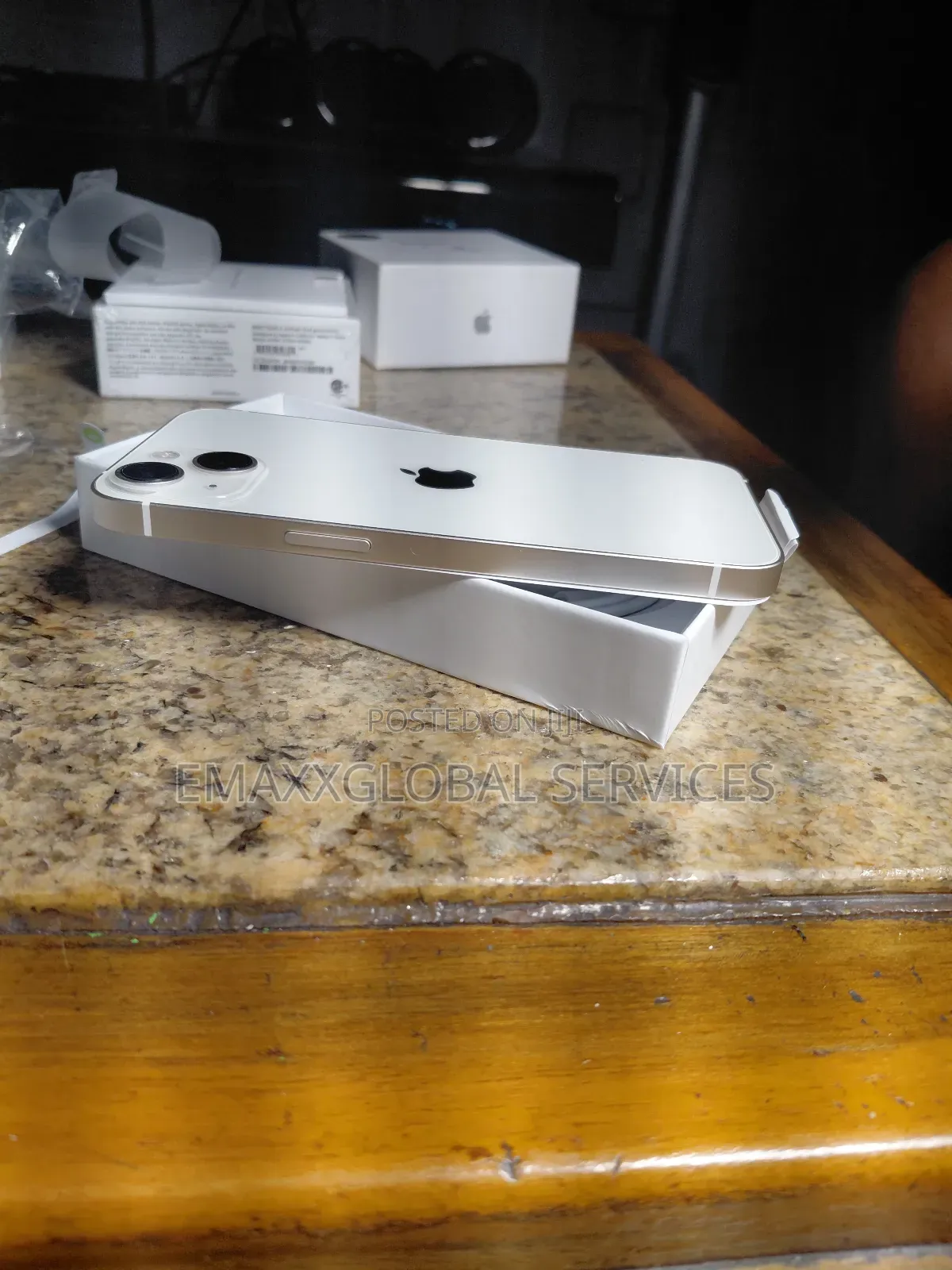 New Apple iPhone 13 128 GB White