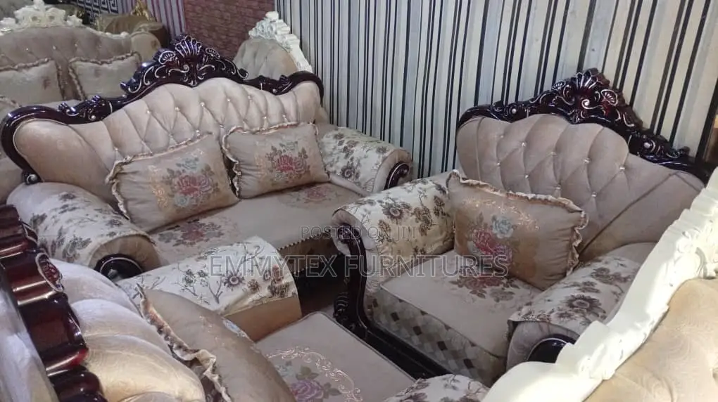Seven Seater Quality Royal Chair