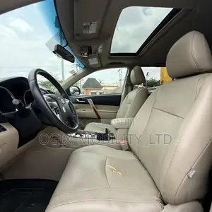 Toyota Highlander 2013 Black