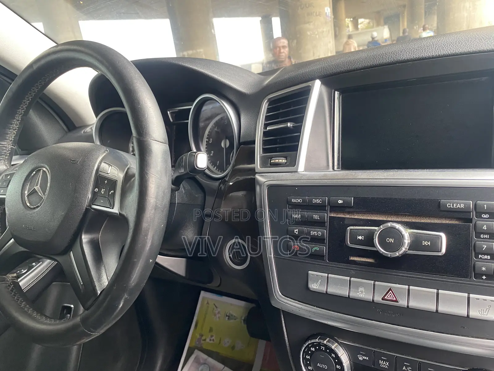 Mercedes-Benz M Class ML350 4MATIC 4dr SUV AWD (3.5L 6cyl 7A) 2014