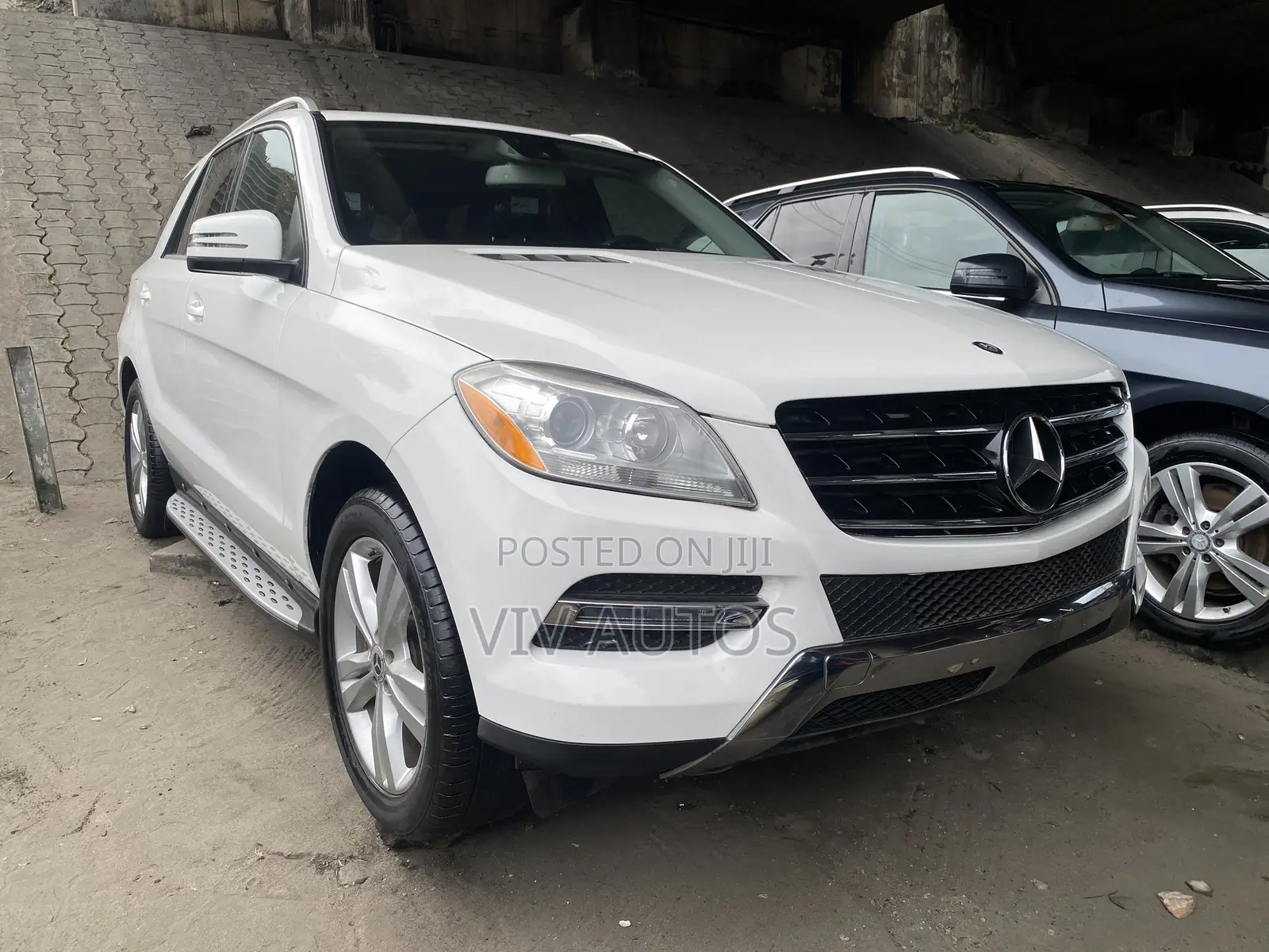 Mercedes-Benz M Class ML350 4MATIC 4dr SUV AWD (3.5L 6cyl 7A) 2014