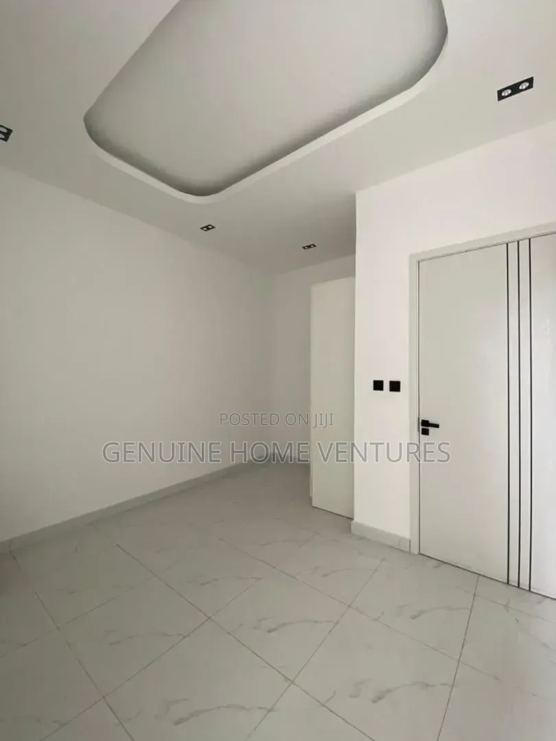 2bdrm Apartment in Ikate for sale