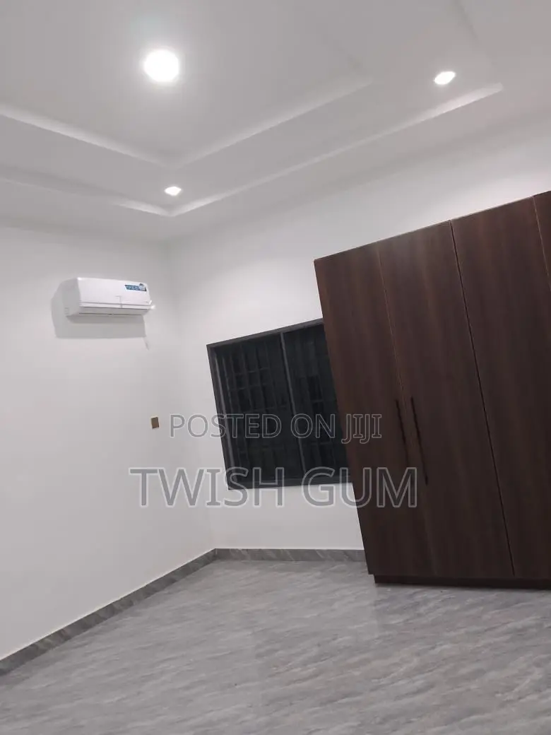 4bdrm Duplex in Admiralty Estate., Asokoro for rent
