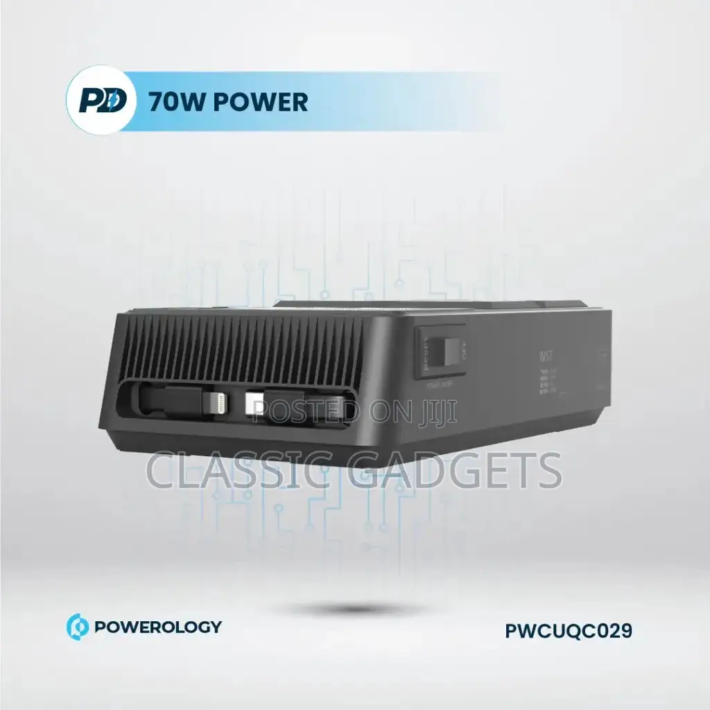 Powerology 2500w 4 Ac Power Strip With Built-in Retractable Cables