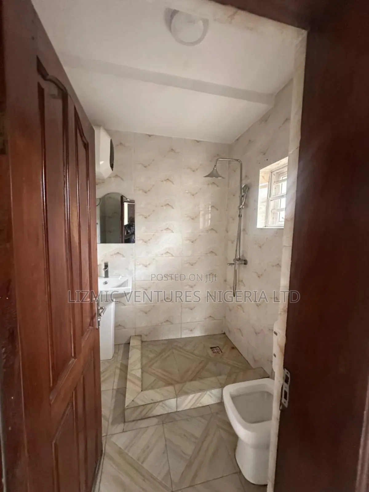 Furnished 2bdrm Apartment in Millennium, Millenuim/UPS for rent