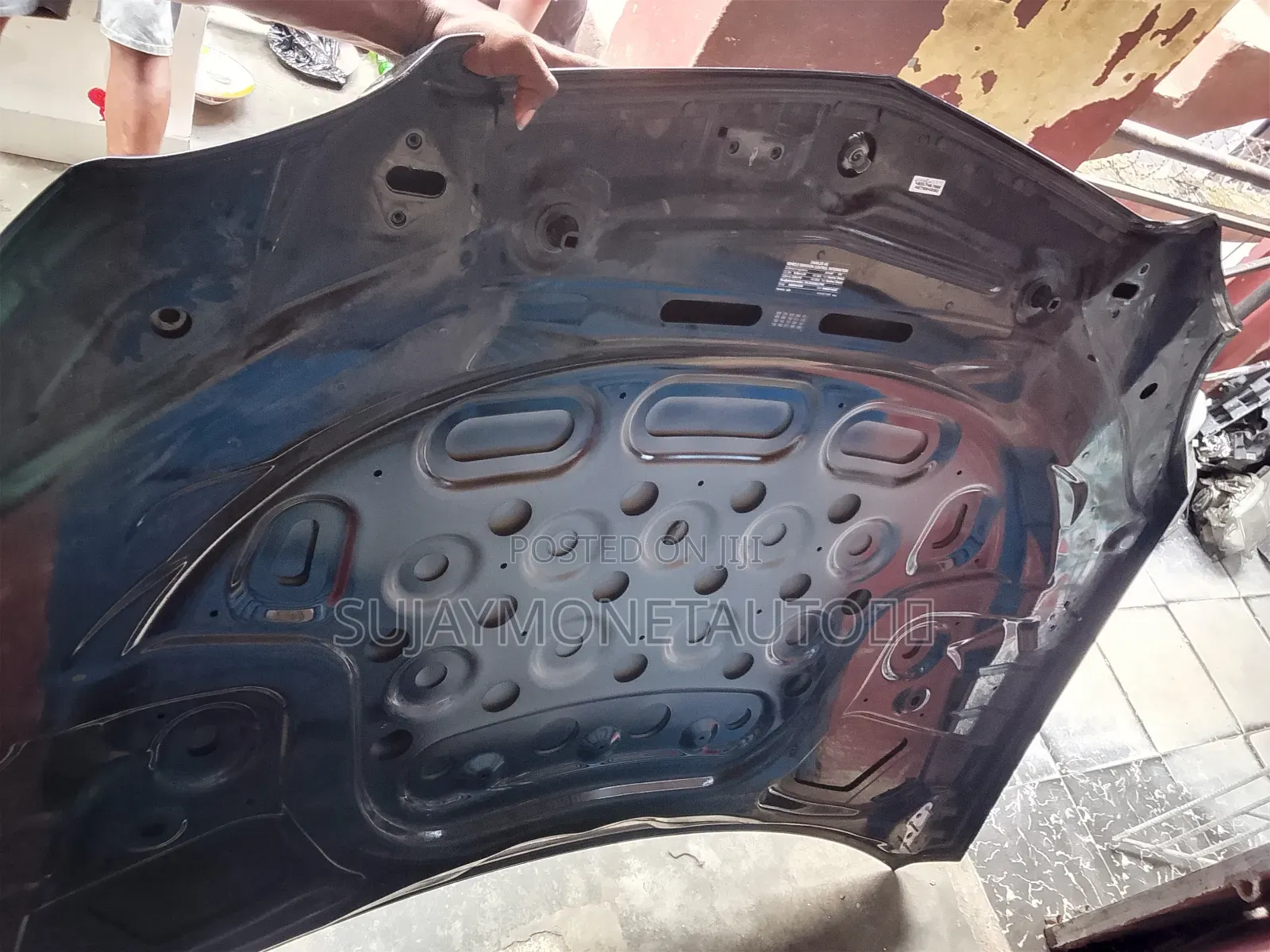Mercedes Benz 2010 212 E Class Bonnet