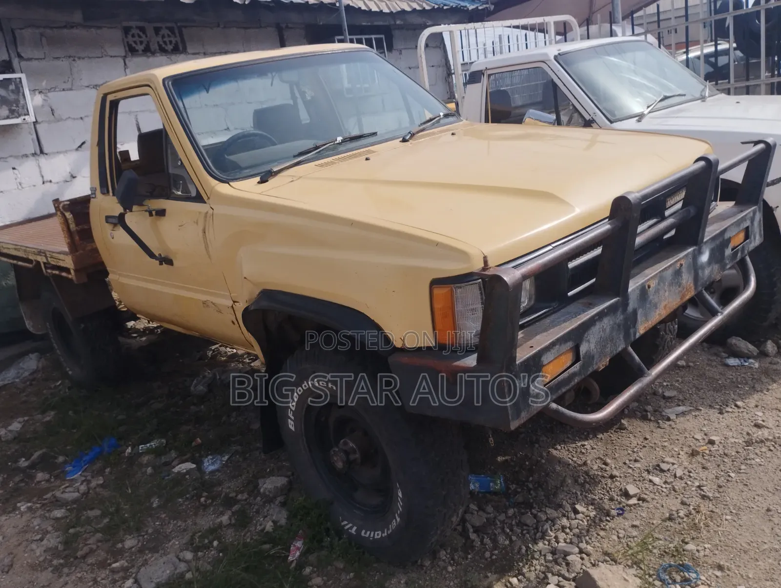 Toyota Hilux Surf 3.0DT 2000 Yellow
