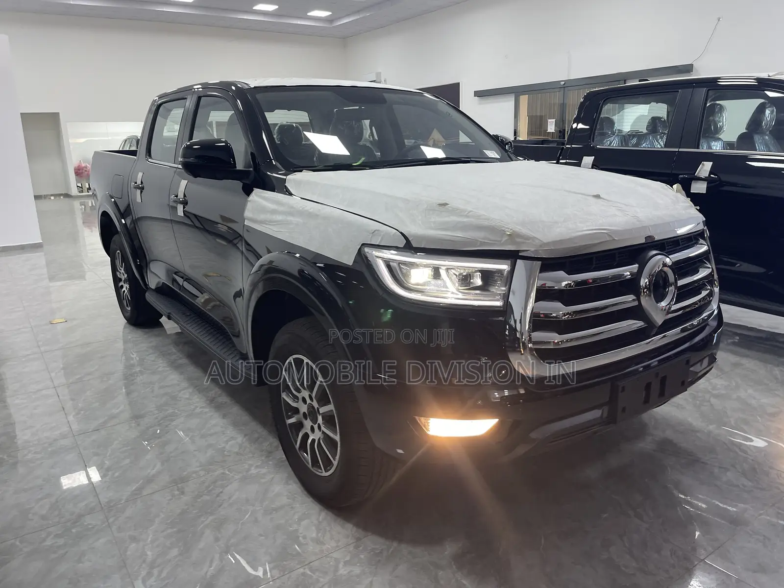 New Toyota Hilux 2025 Black