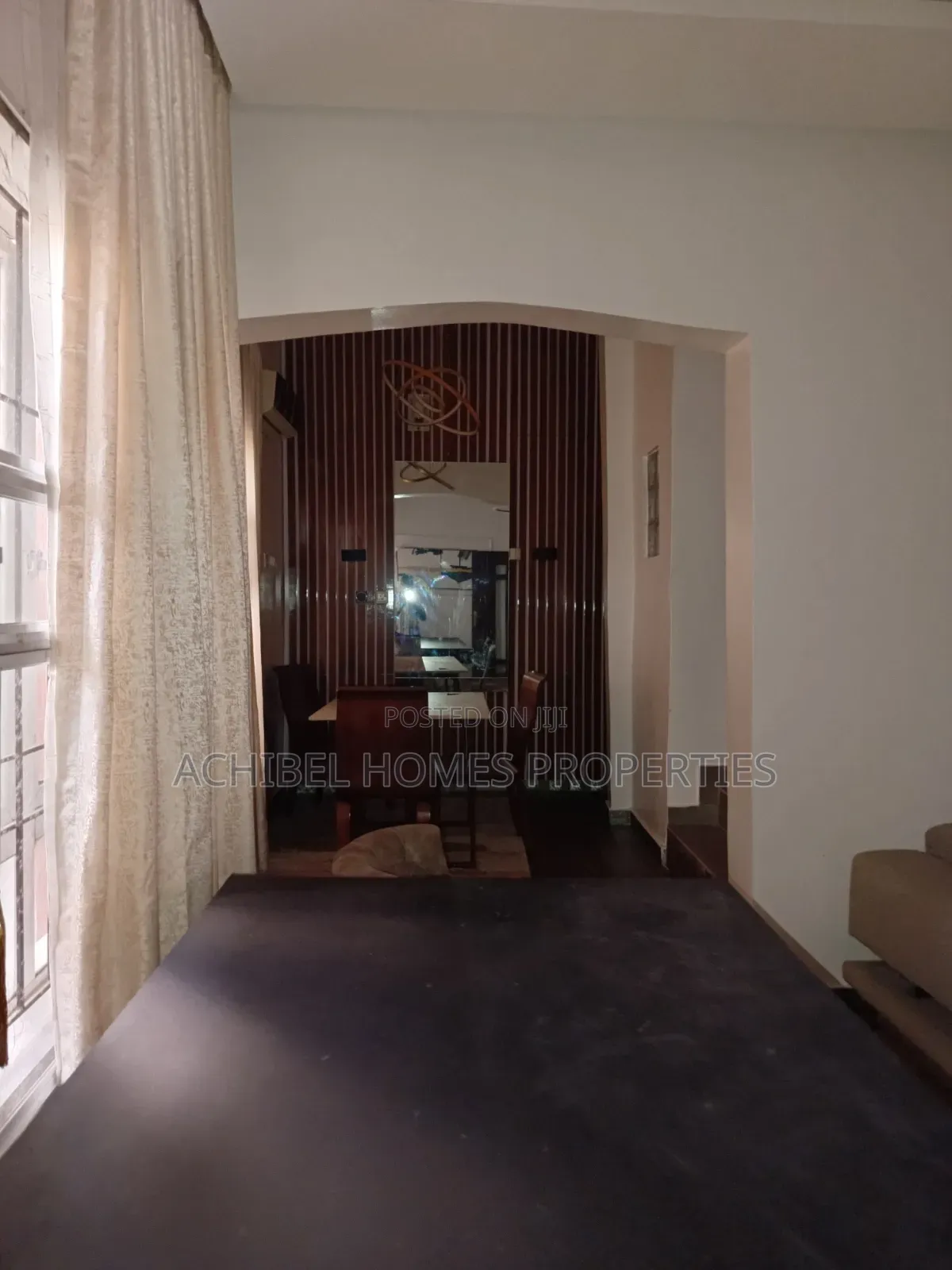 Furnished 5bdrm Duplex in Chevron for rent