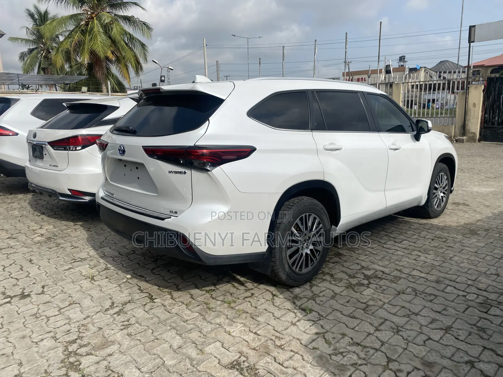 Toyota Highlander Hybrid XLE 2024 White