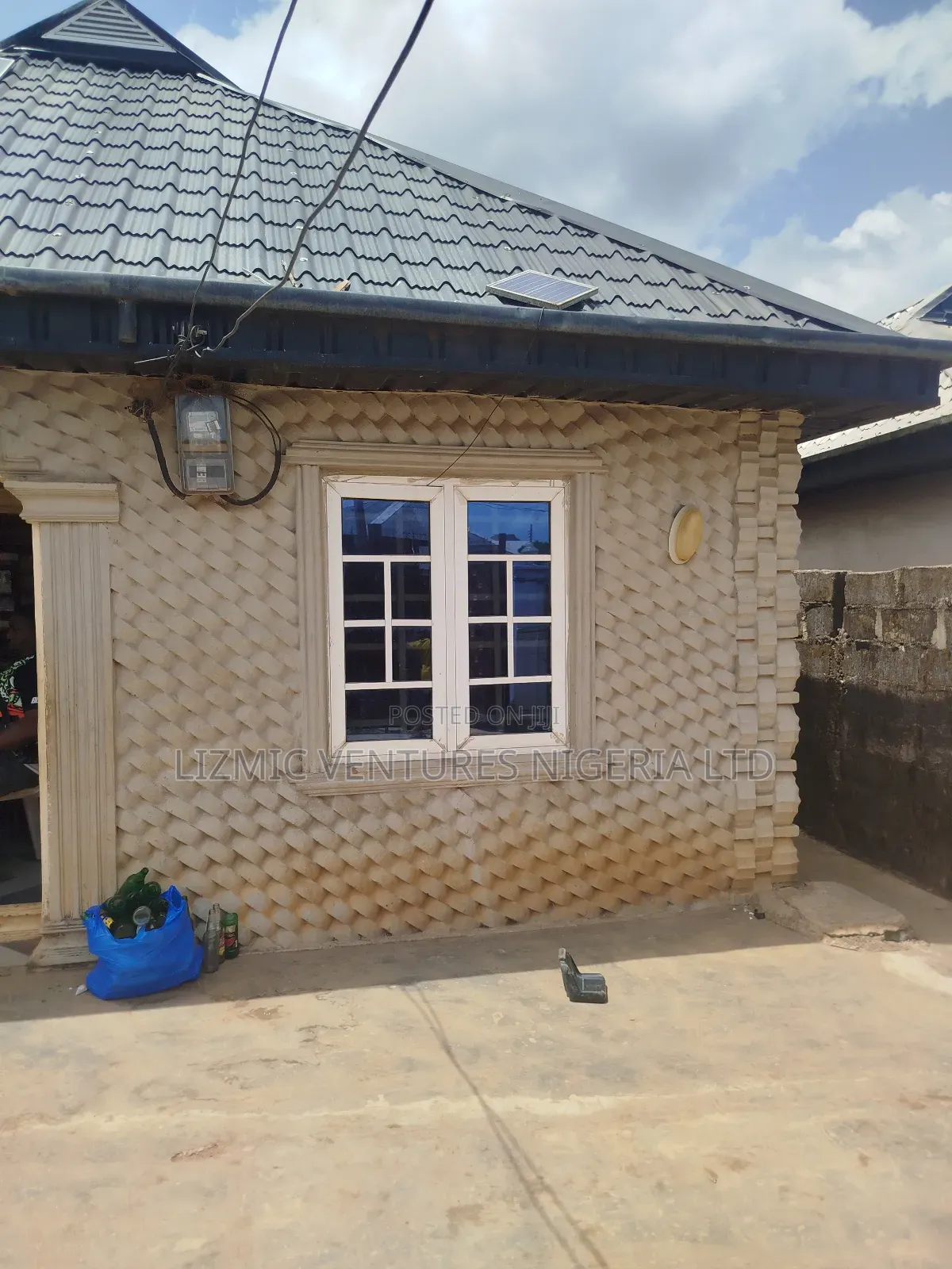 2bdrm Bungalow in Isuti Rd, Egan for sale