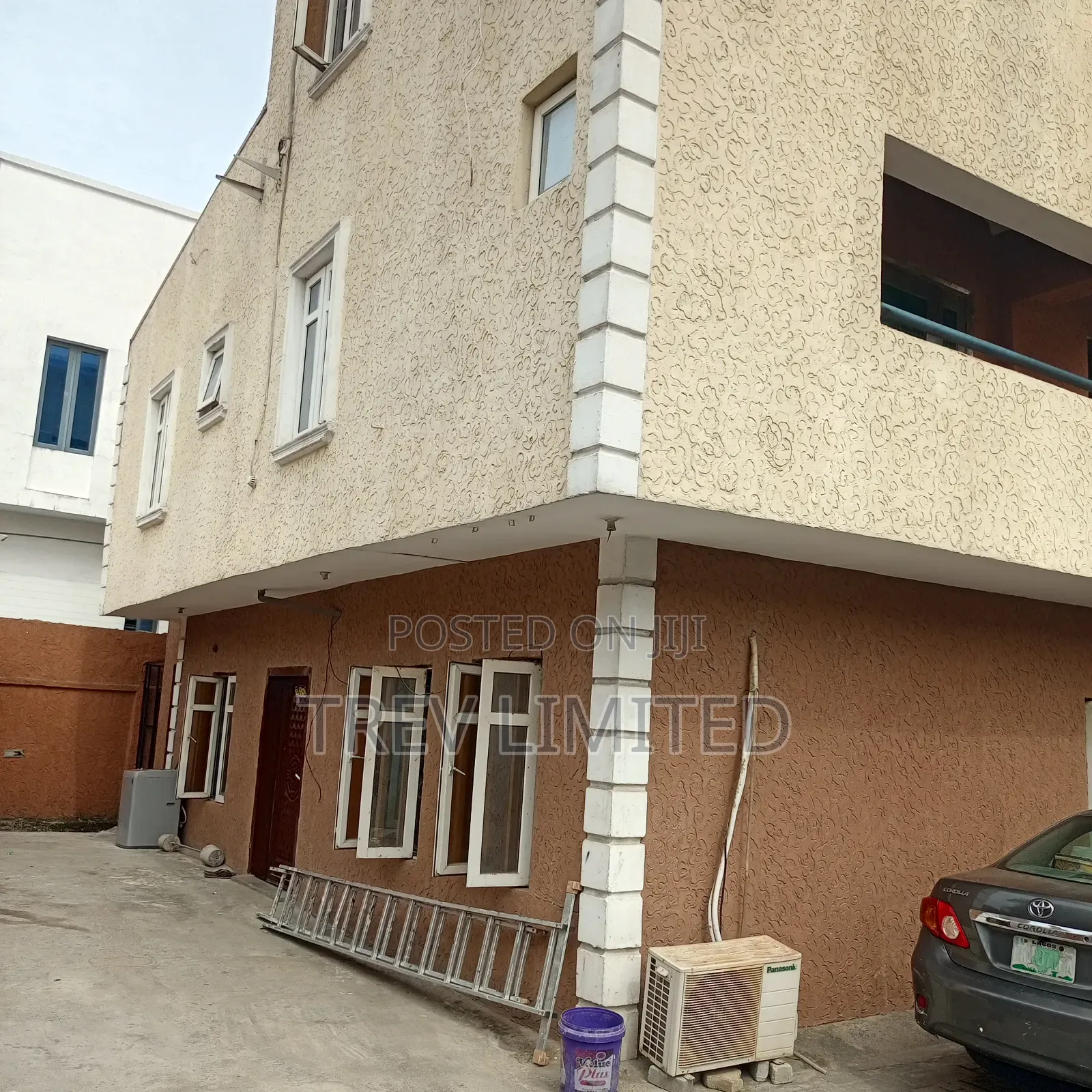 1bdrm Room & Parlour in Ikate, Ilasan for rent