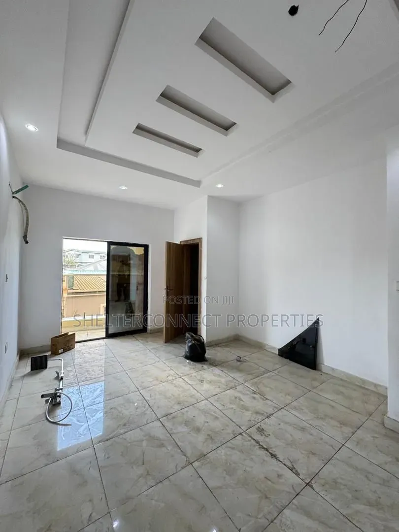 4bdrm Duplex in Phase 1 / Gbagada for sale