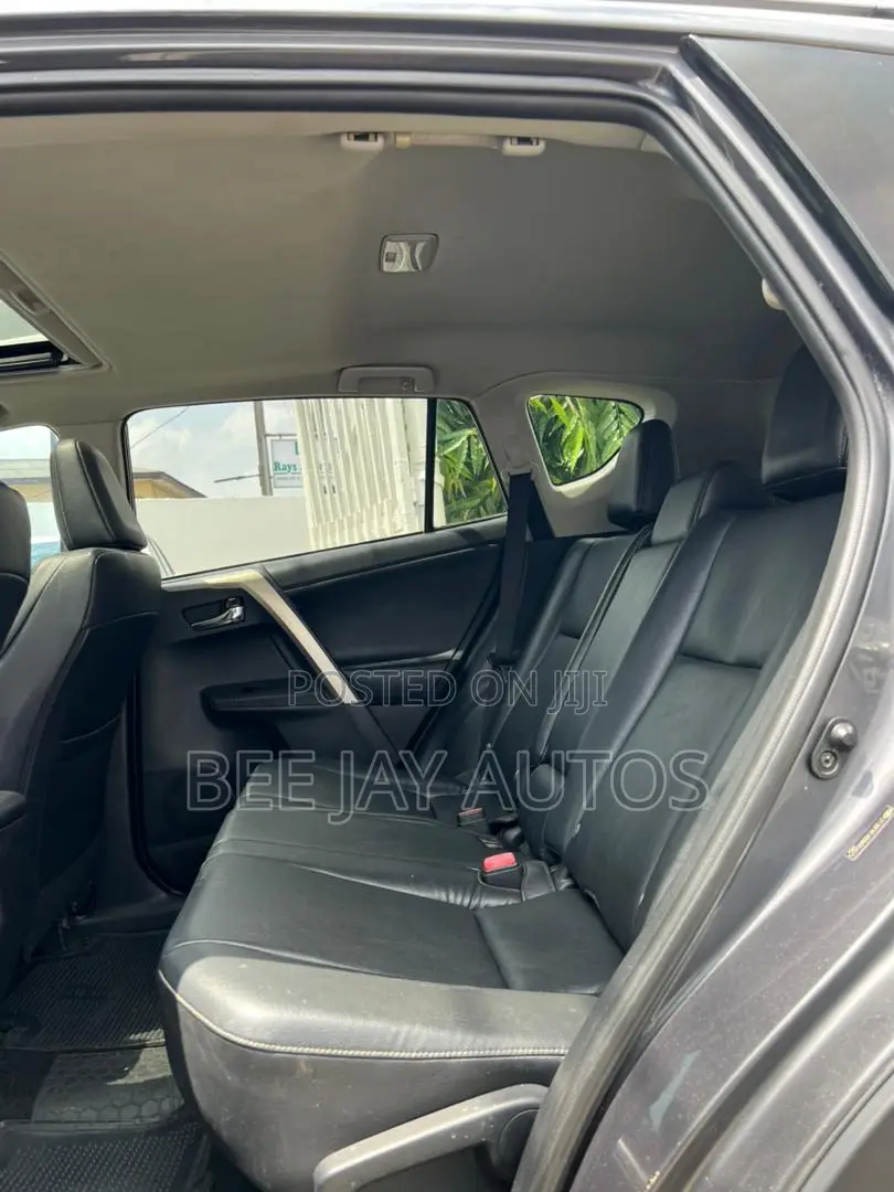 Toyota RAV4 Limited AWD (2.5L 4cyl 6A) 2013 Gray