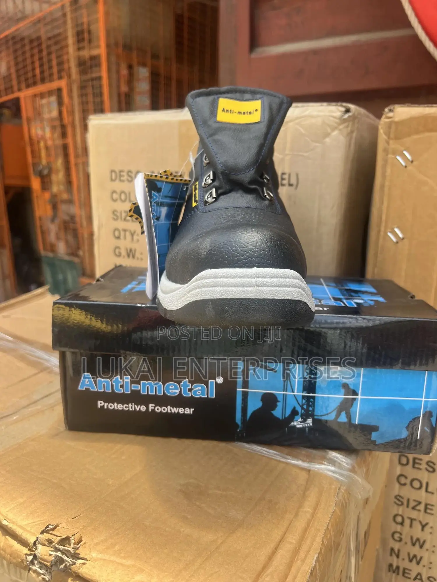 Anti Meta Safety Boot