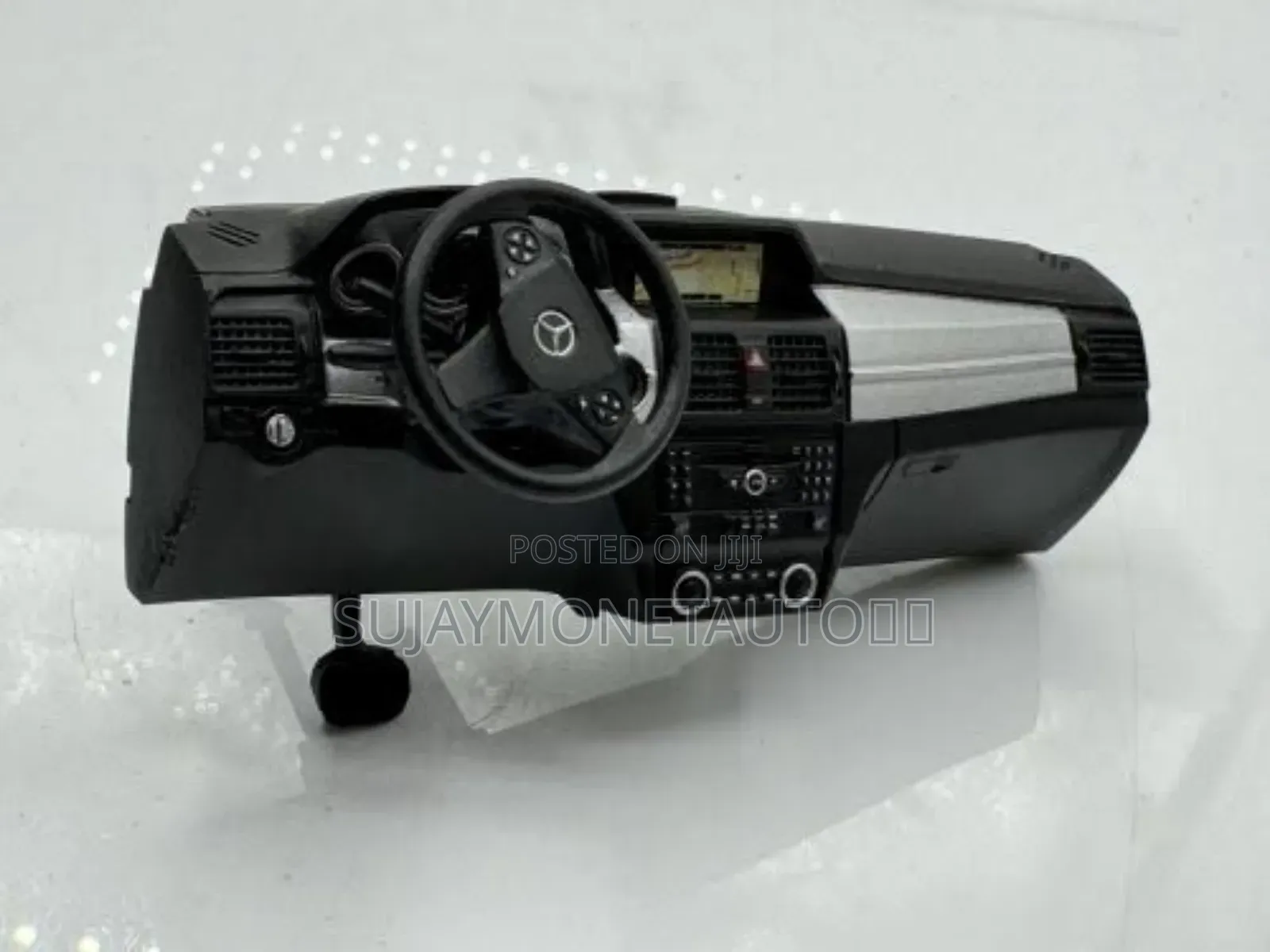Mercedes Benz GLK 2010 Dashboard