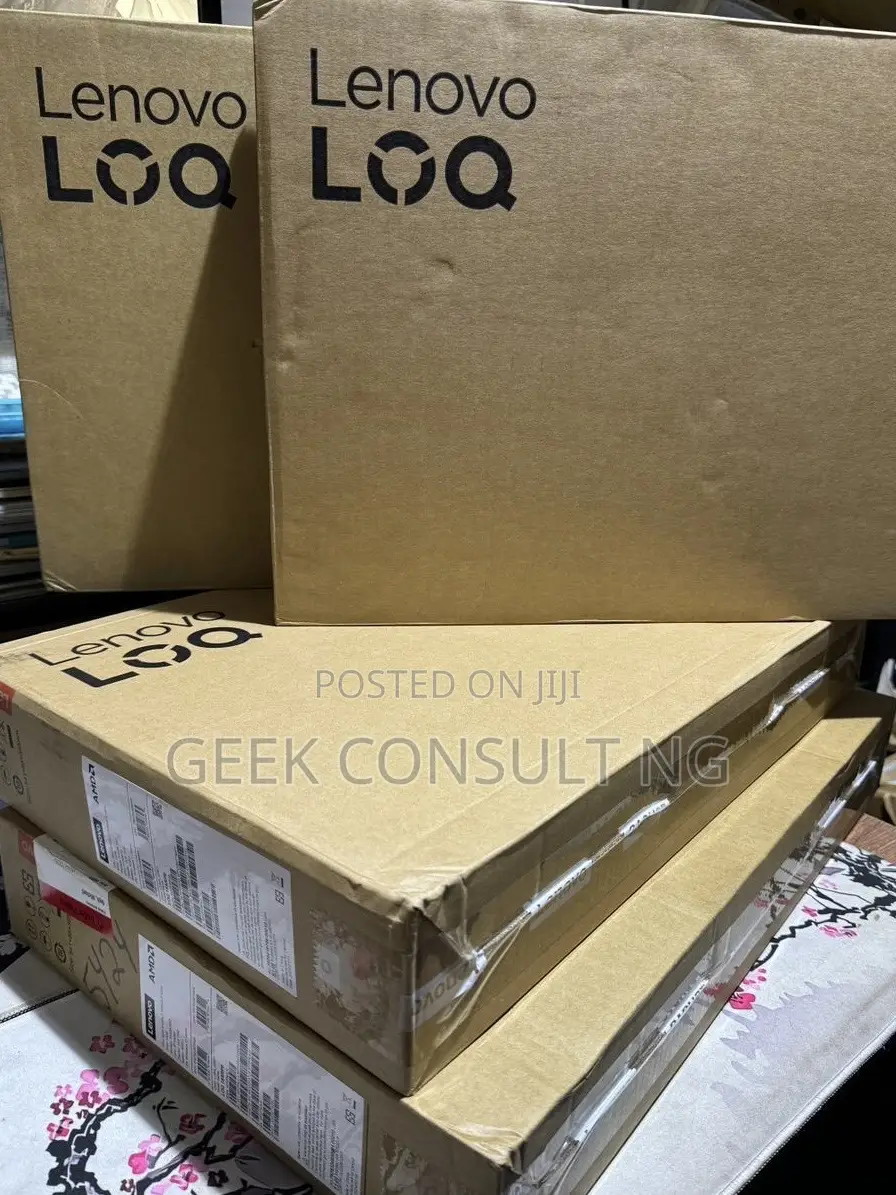 New Laptop Lenovo LOQ 15ARP9 16GB AMD Ryzen 7 SSD 512GB