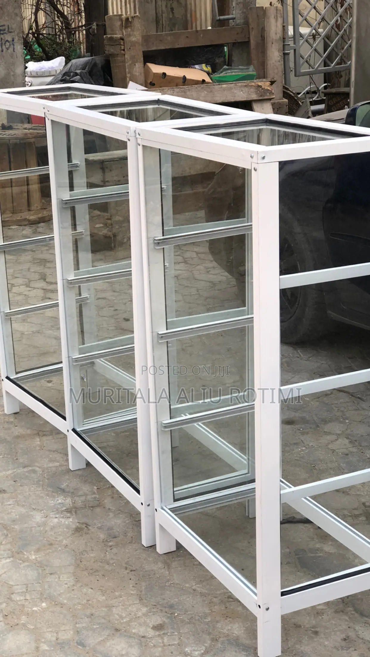 Aluminum Showglass