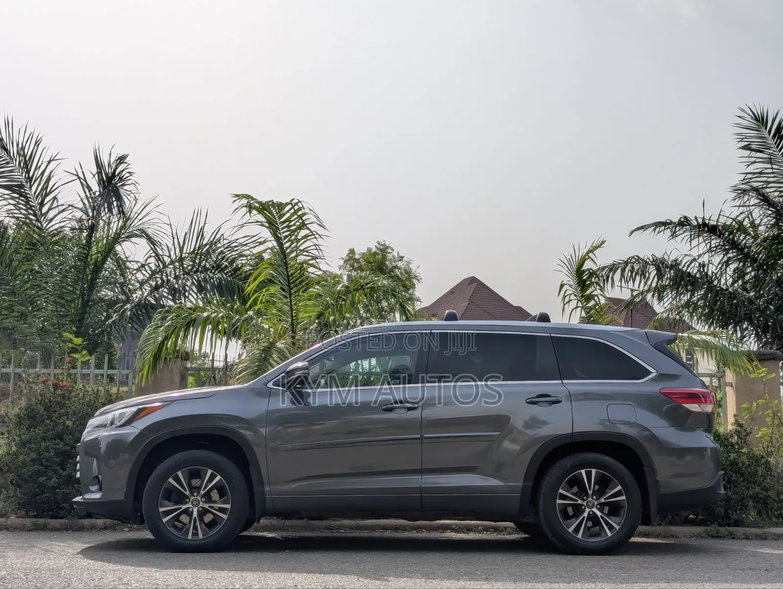 Toyota Highlander Limited V6 4x2 (3.5L 6cyl 6A) 2016 Gray