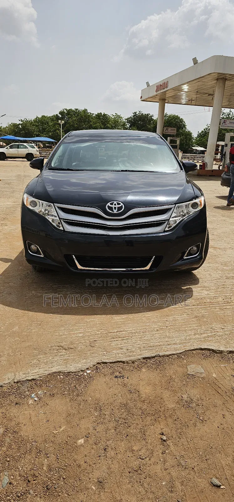 Toyota Venza LE 4dr Wagon (2.7L 4cyl 6A) 2015