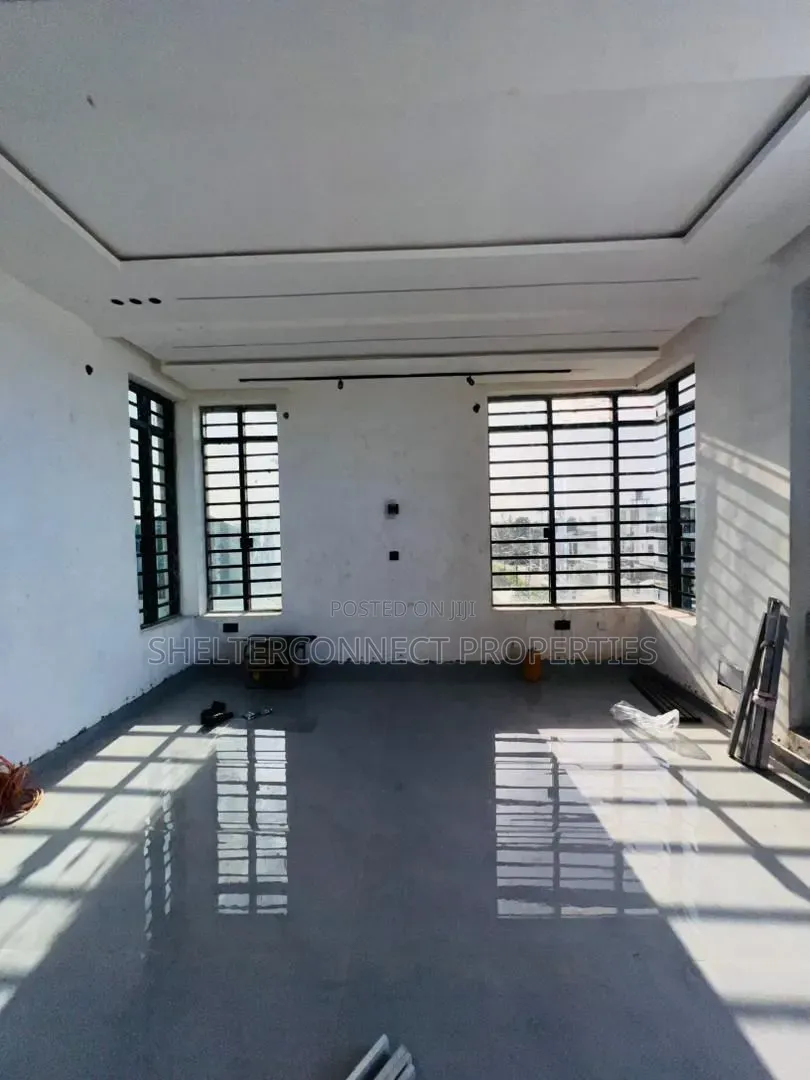 4bdrm Duplex in Aguda / Surulere for sale