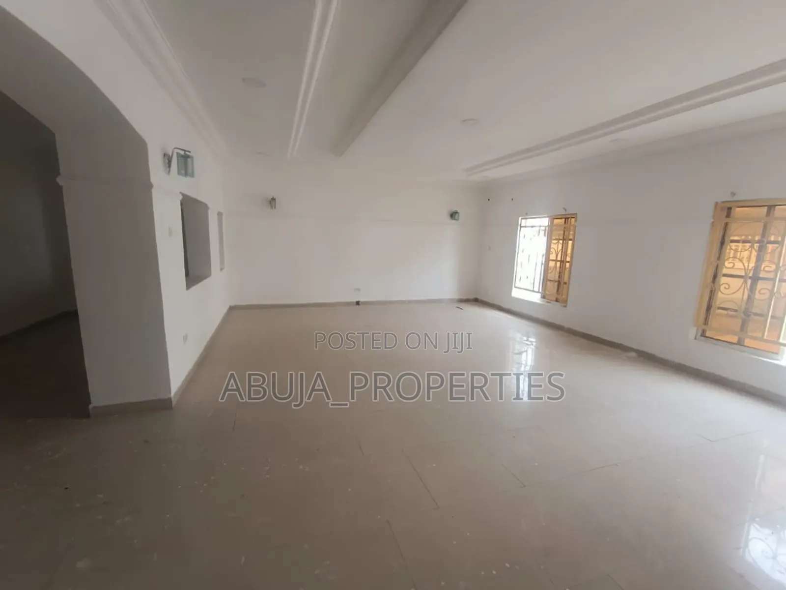 4bdrm Bungalow in Wuse for rent