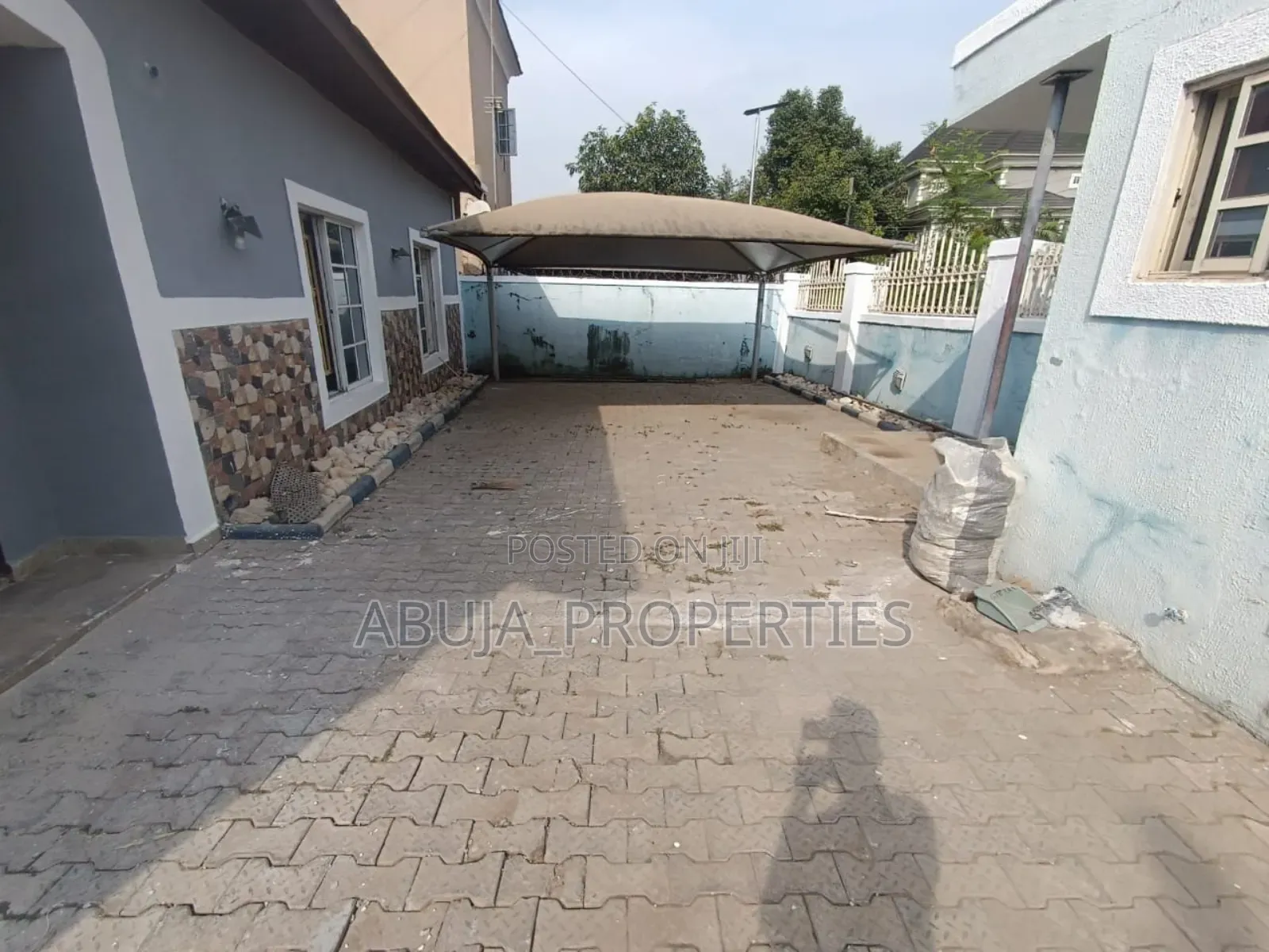 4bdrm Bungalow in Wuse for rent