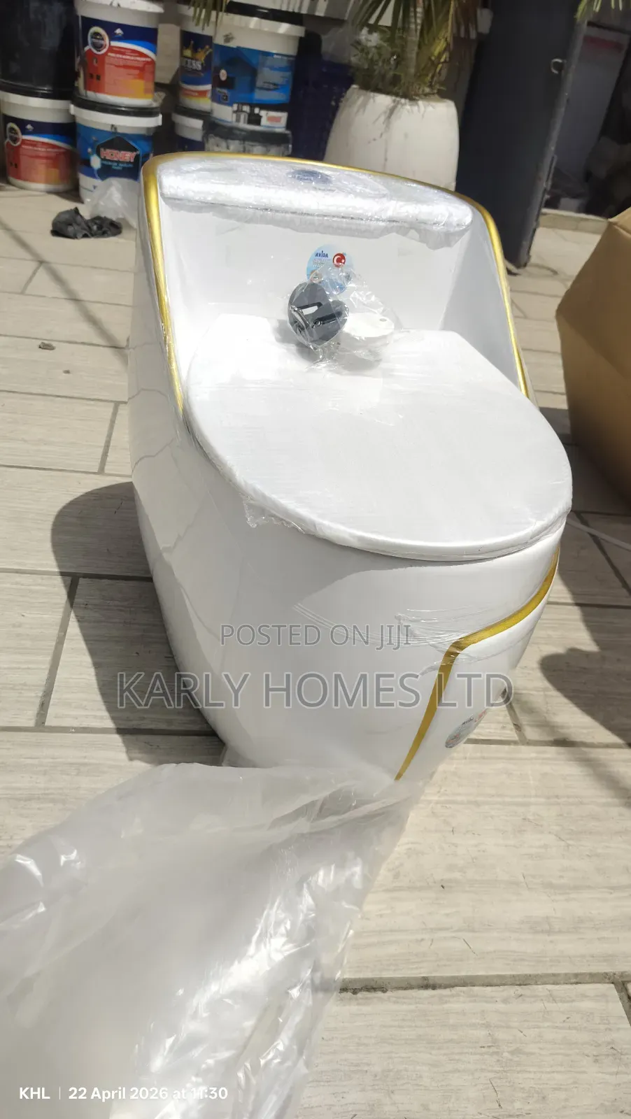 Luxury Modern Wc Wash Hand Basin Set (White Gold Finish)