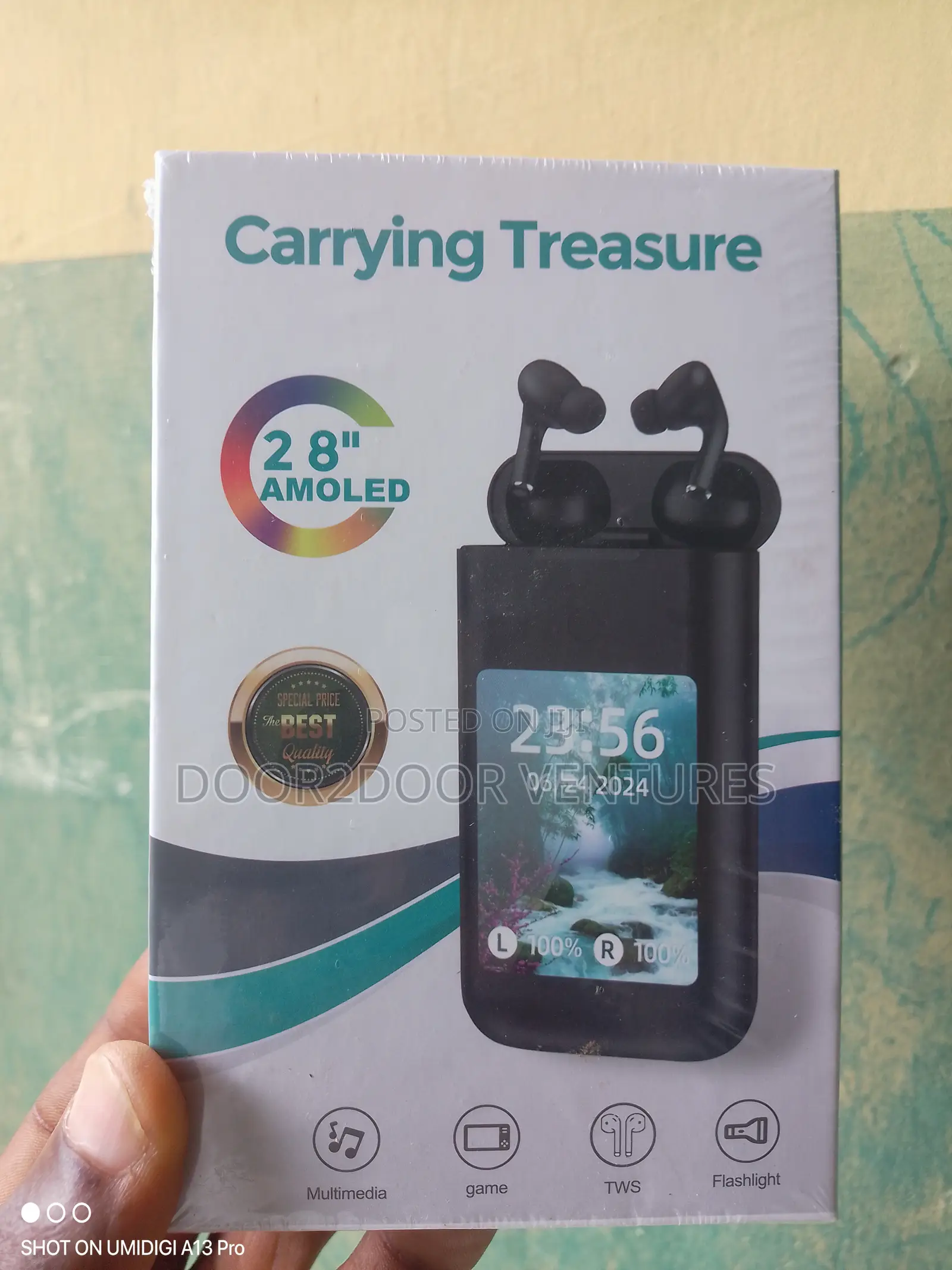 3 In 1 Earbuds With Powerbank And Torchlight. Touchscreen
