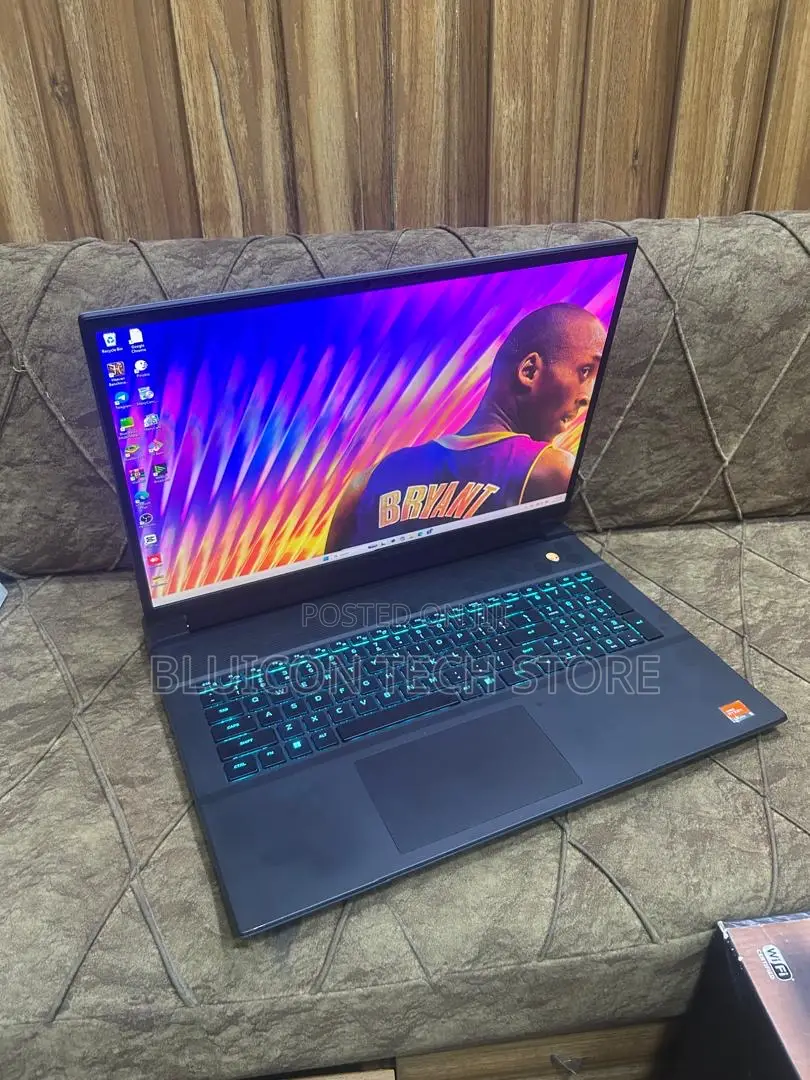Laptop Dell Allienware M18 R1 32GB AMD Ryzen 9 SSD 1T