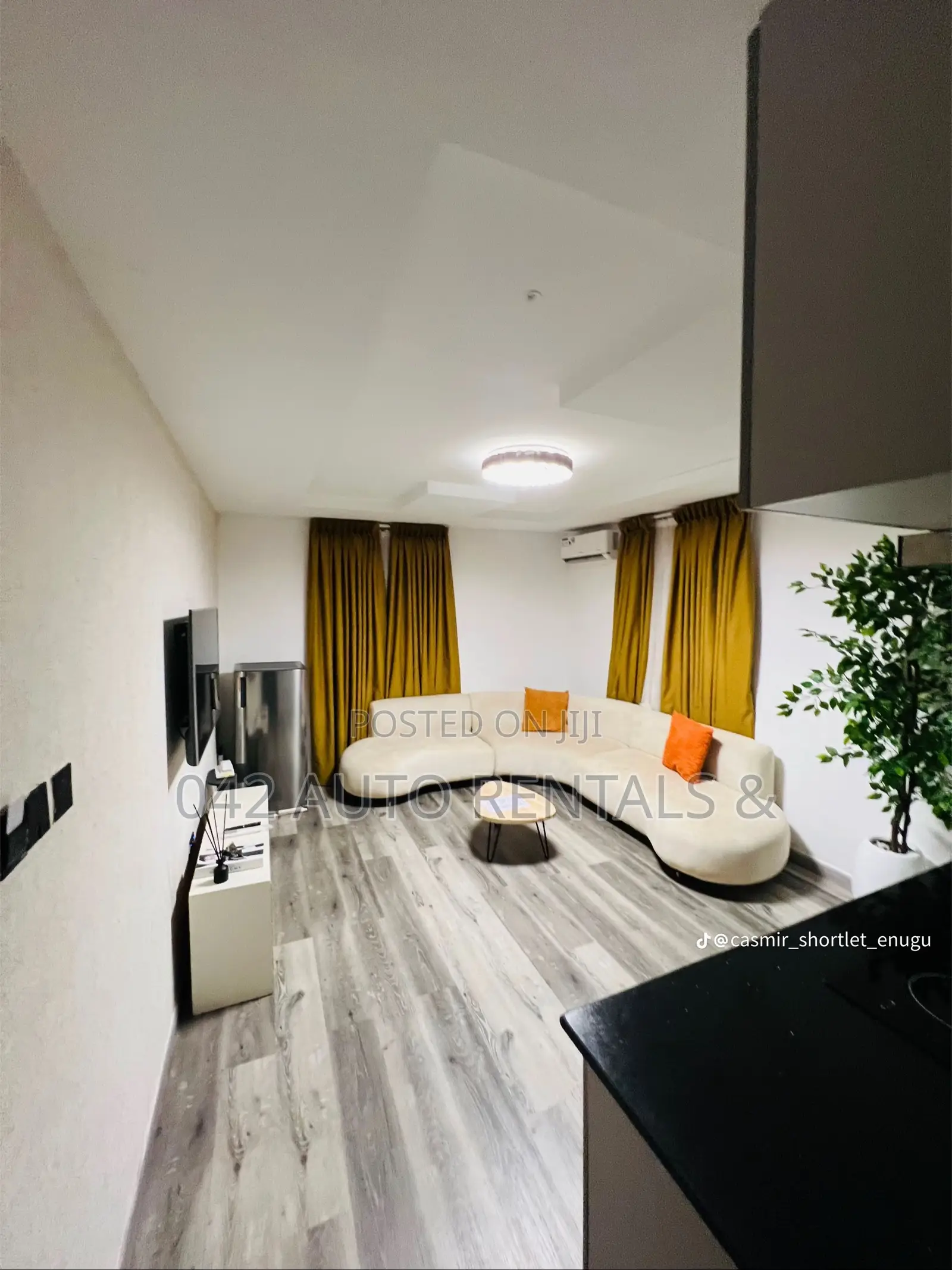 Cozy 1 Bedroom Apartment With Indoor and Outdoor Loung