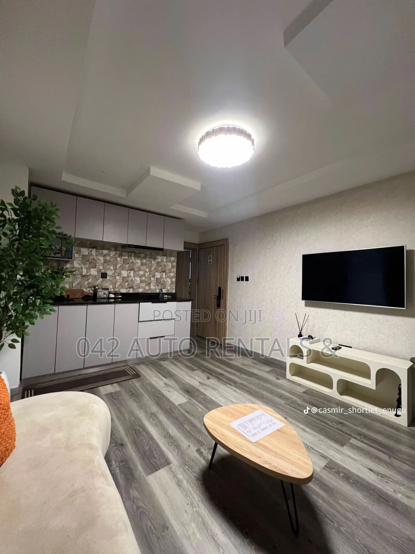 Cozy 1 Bedroom Apartment With Indoor and Outdoor Loung