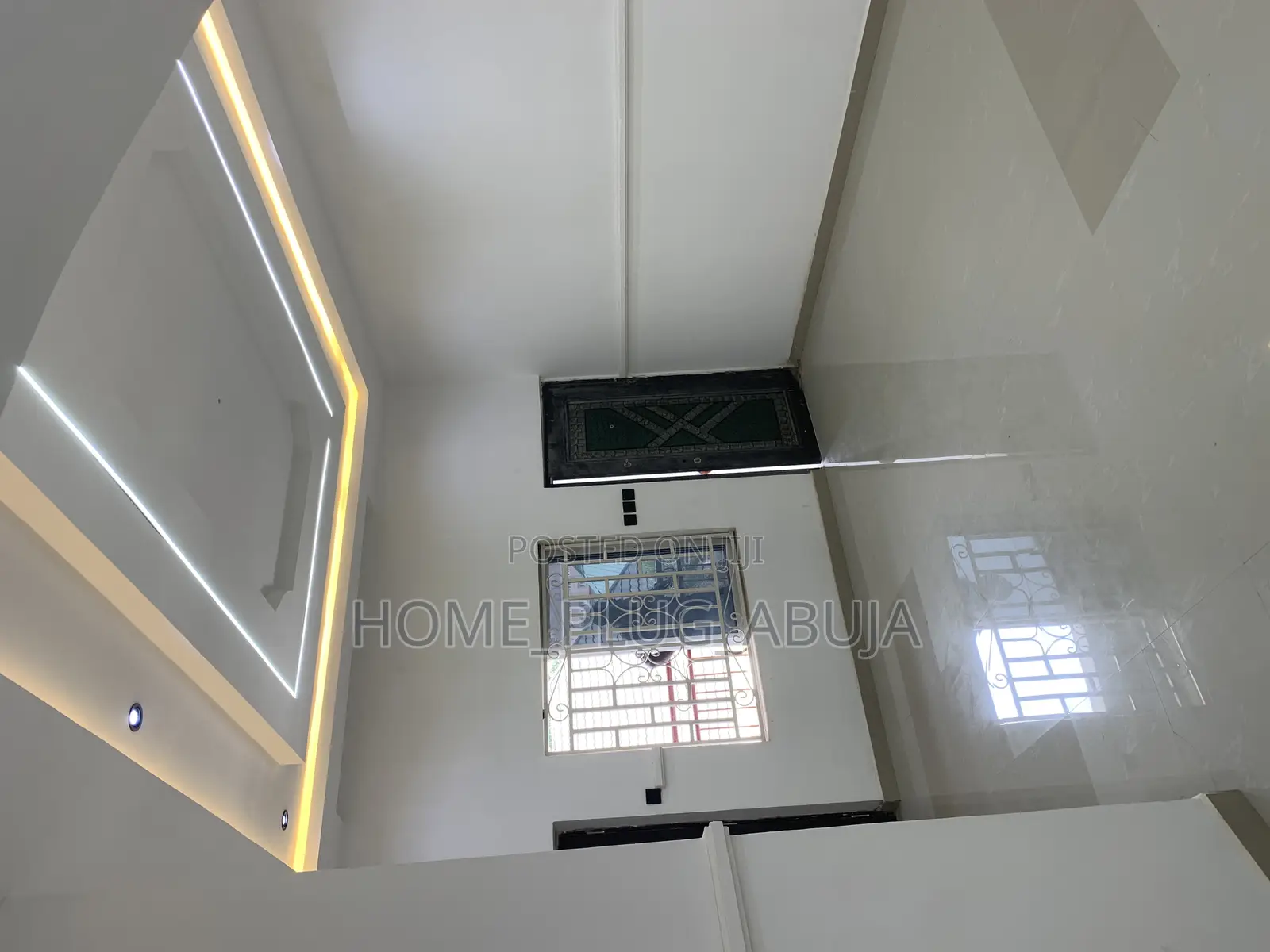 2bdrm Block of Flats in Rockview Estate, Dawaki for rent