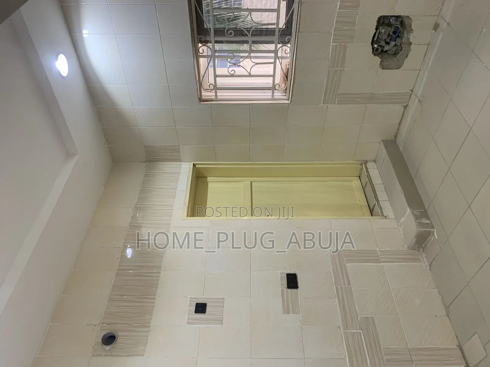 2bdrm Block of Flats in Rockview Estate, Dawaki for rent
