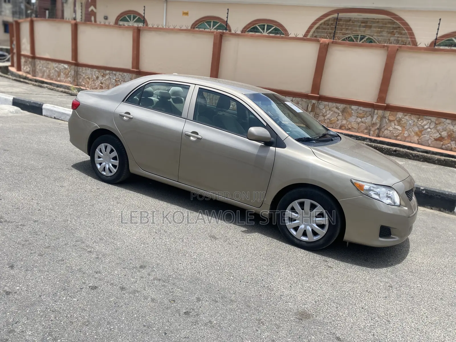 Toyota Corolla 2009 Gold