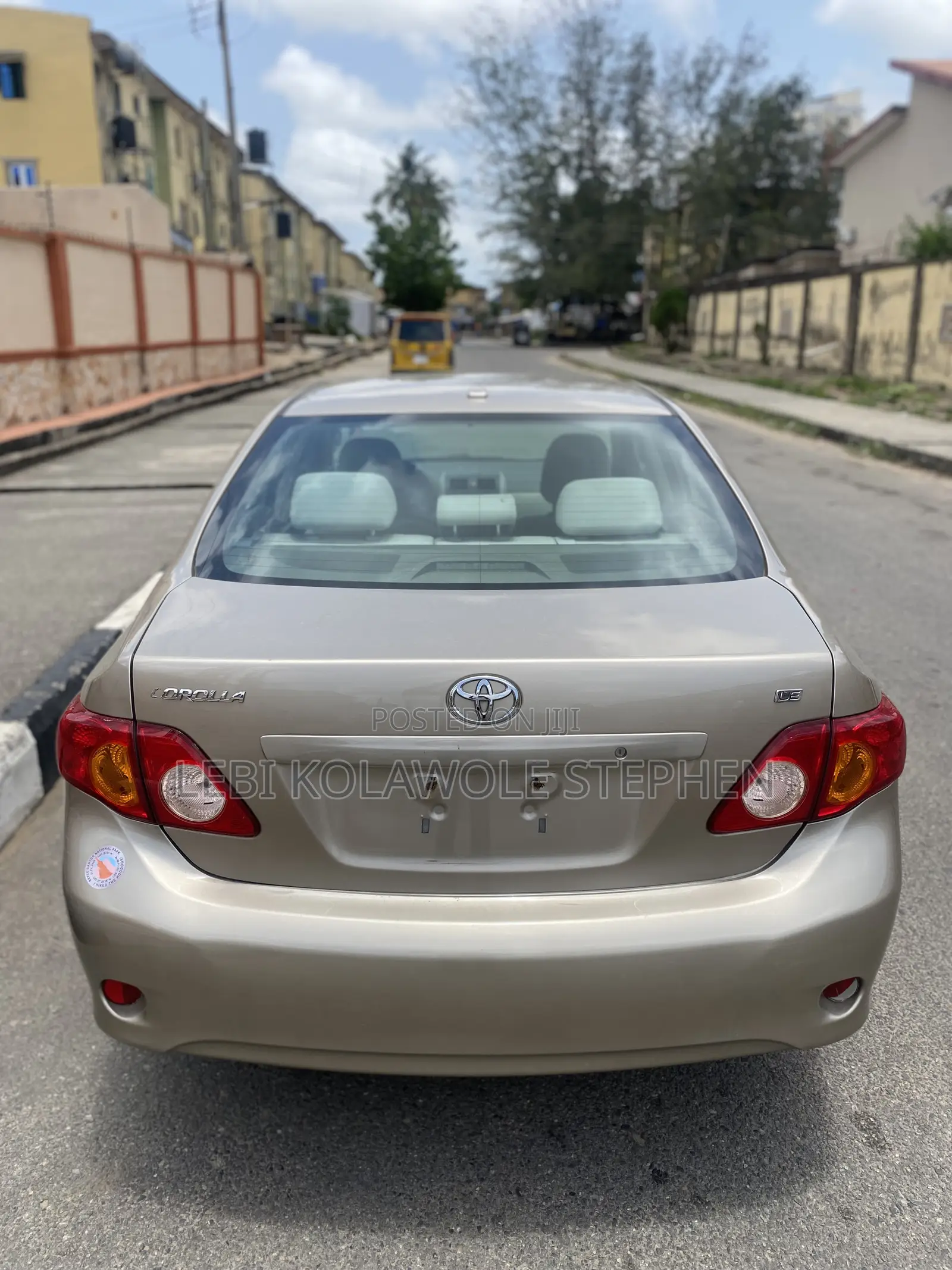 Toyota Corolla 2009 Gold