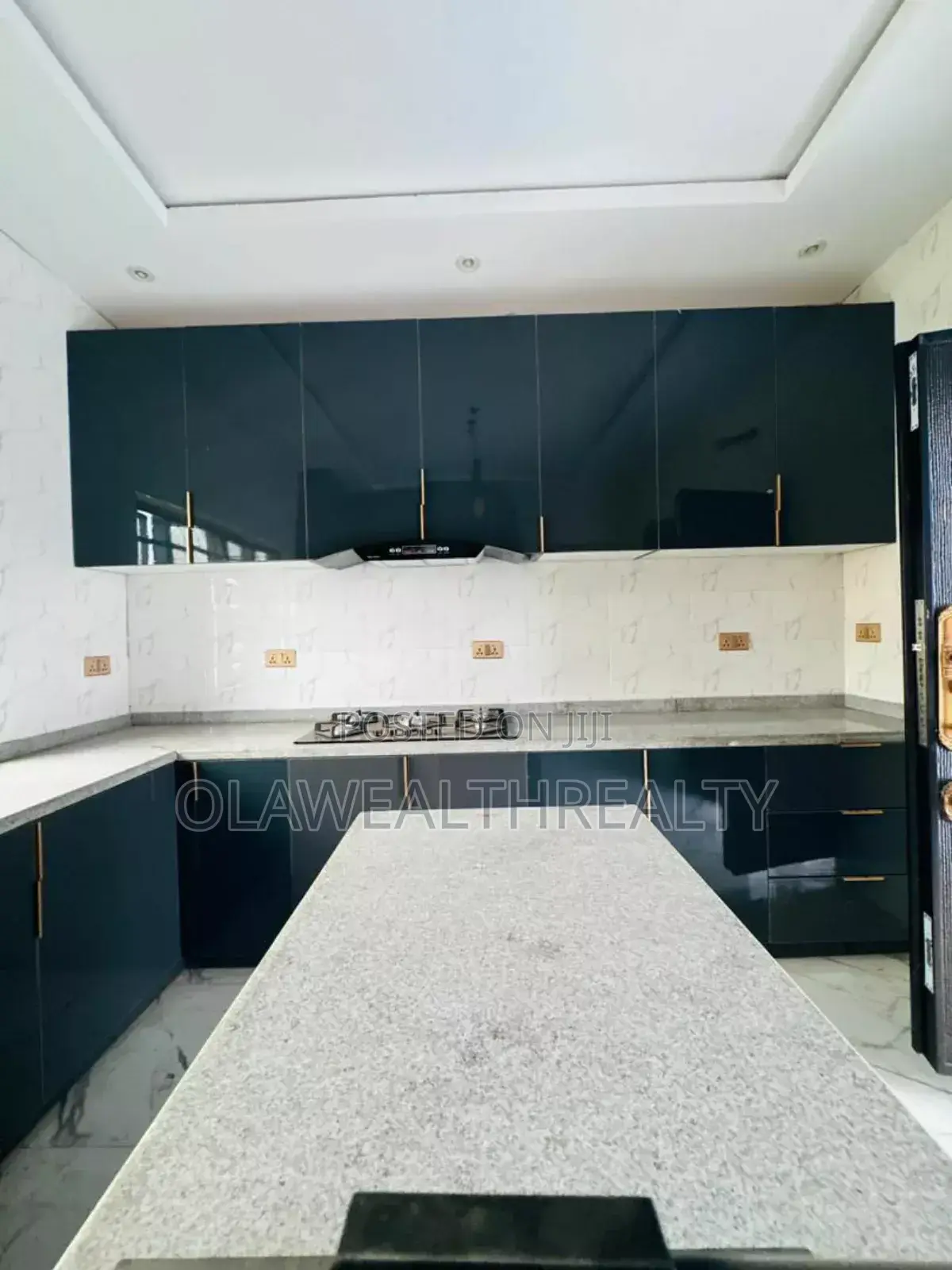 4bdrm Duplex in Carlton Gate Estate, Ibadan for sale