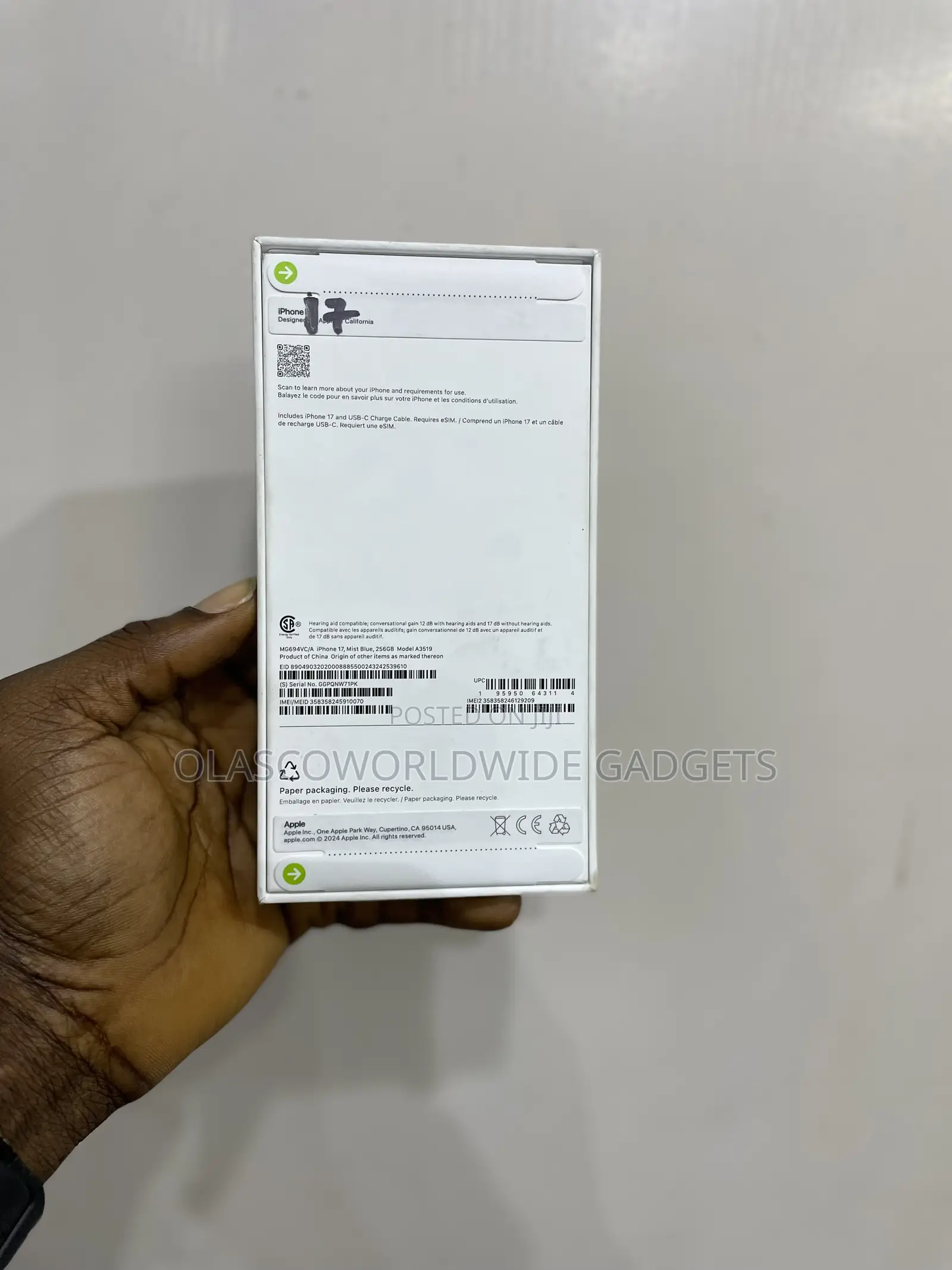 New Apple iPhone 17 256 GB Blue