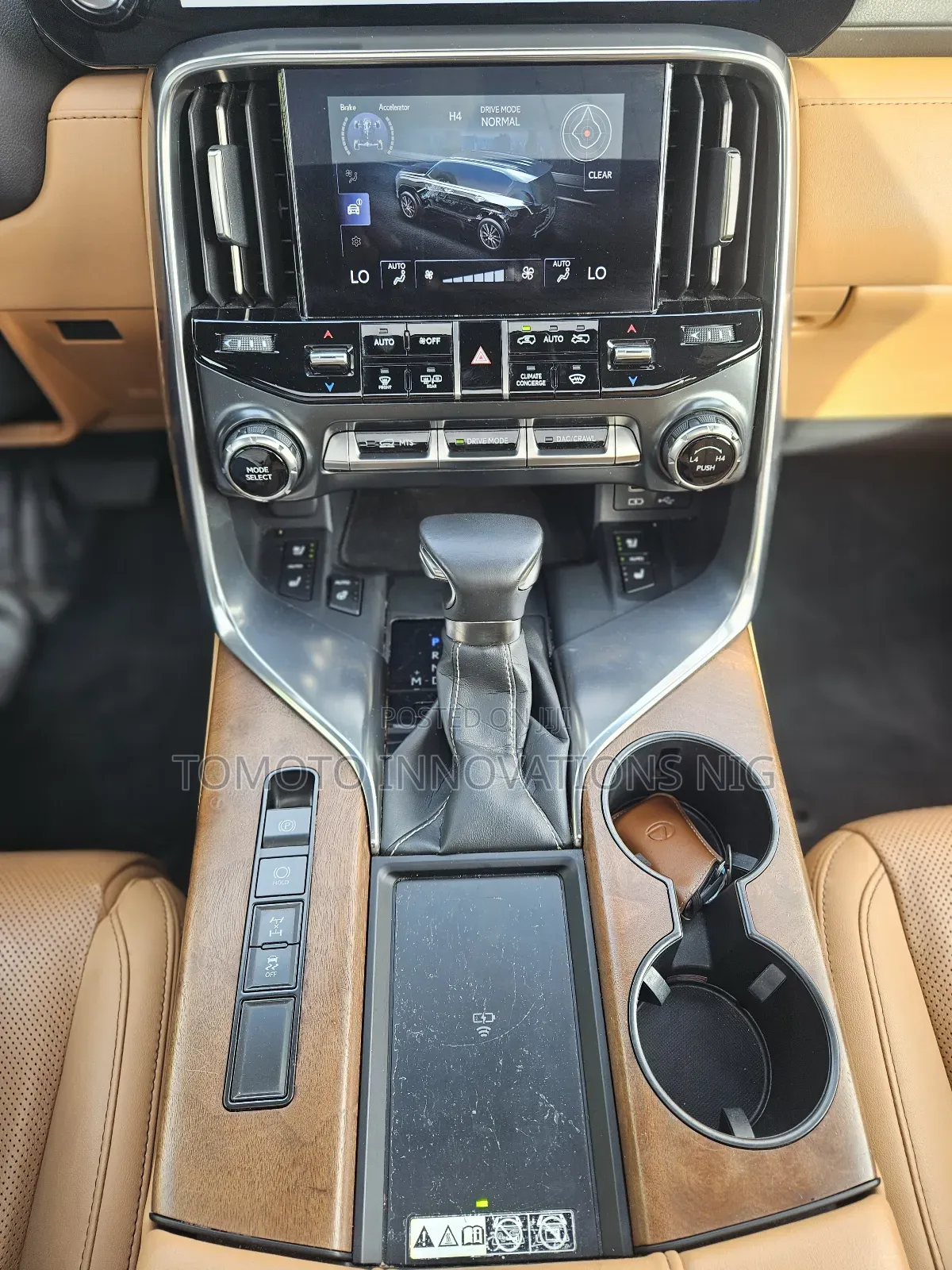 Lexus LX 600 2022 Green