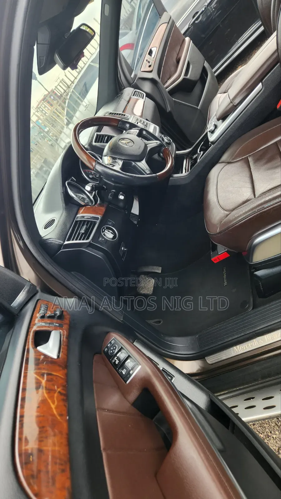 Mercedes-Benz GL-Class GL550 4MATIC 4dr SUV AWD (4.7L 8cyl Turbo 7A)
