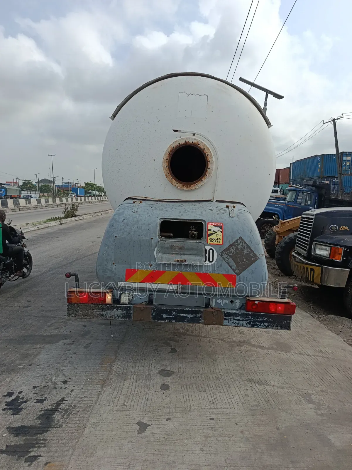 Renault LPG 10.8 Tons Truck