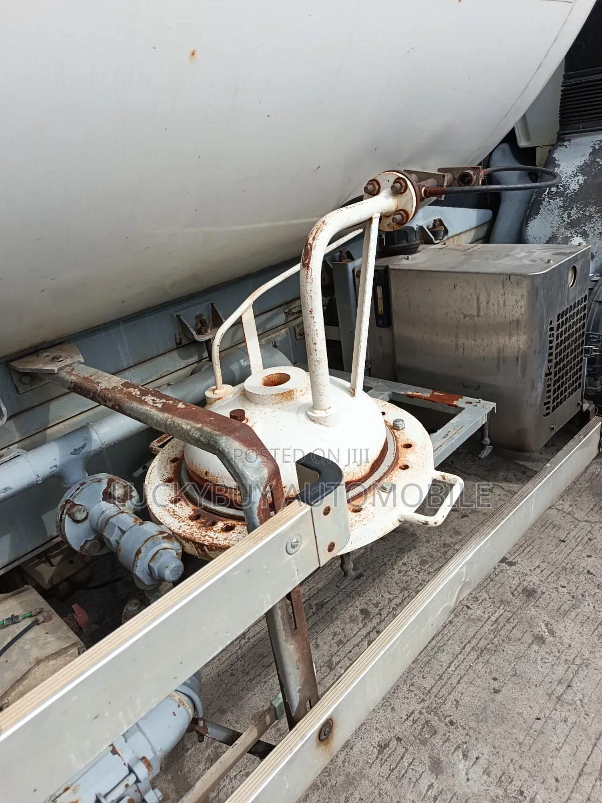 Renault LPG 10.8 Tons Truck