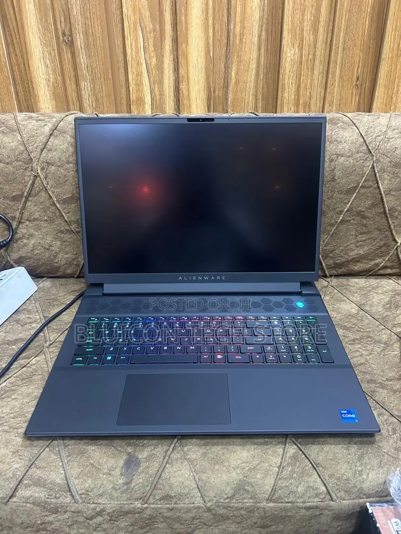 Laptop Dell Allienware M18 R1 16GB Intel Core i7 SSD 1T